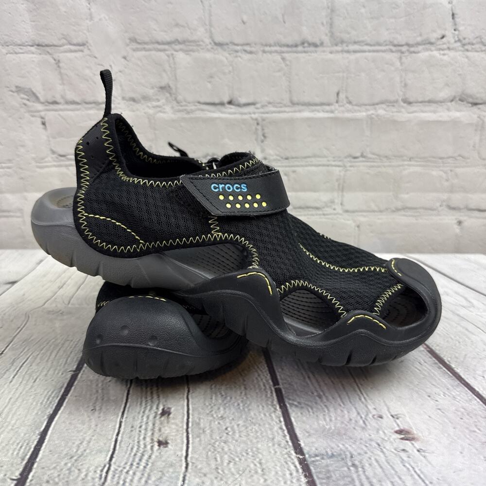 Crocs Men's Size 10 Black SwiftWater Mesh Fisherman Deck Sandals Water Shoes